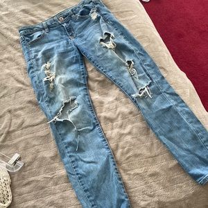 American Eagle Distressed Jeans
